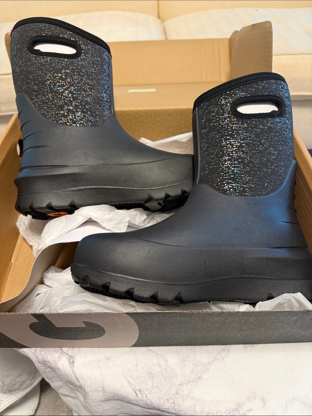 NIB BOGS boots